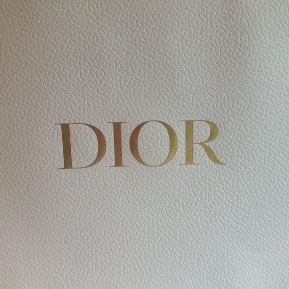DIOR White Gift Box Set - includes box and shopping bag with ribbons - Picture 6 of 8